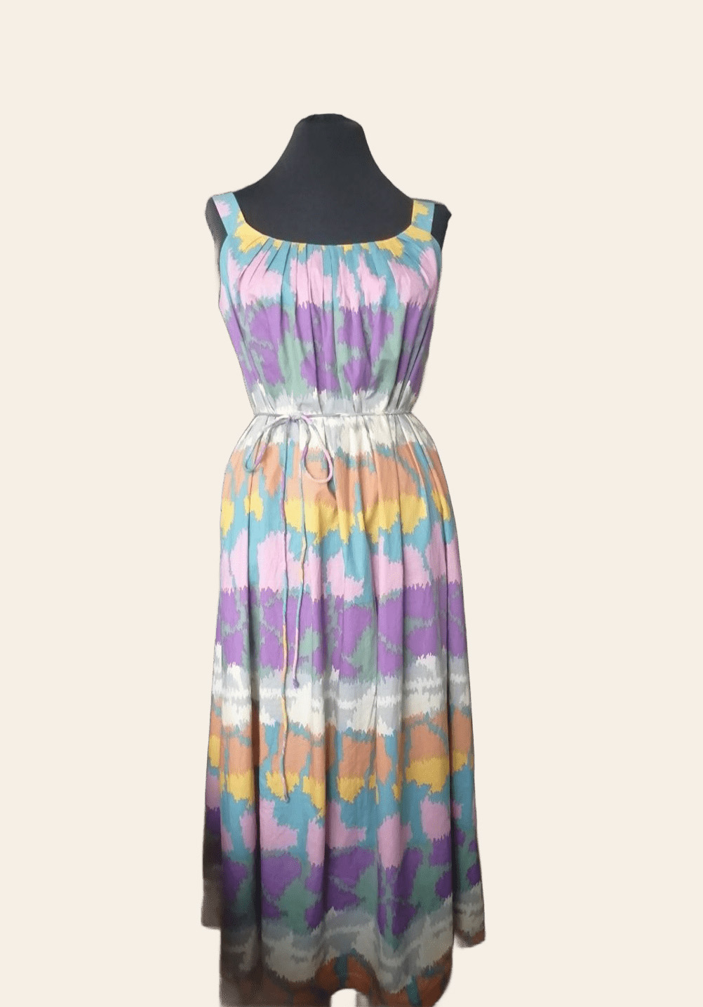 Цветное платье