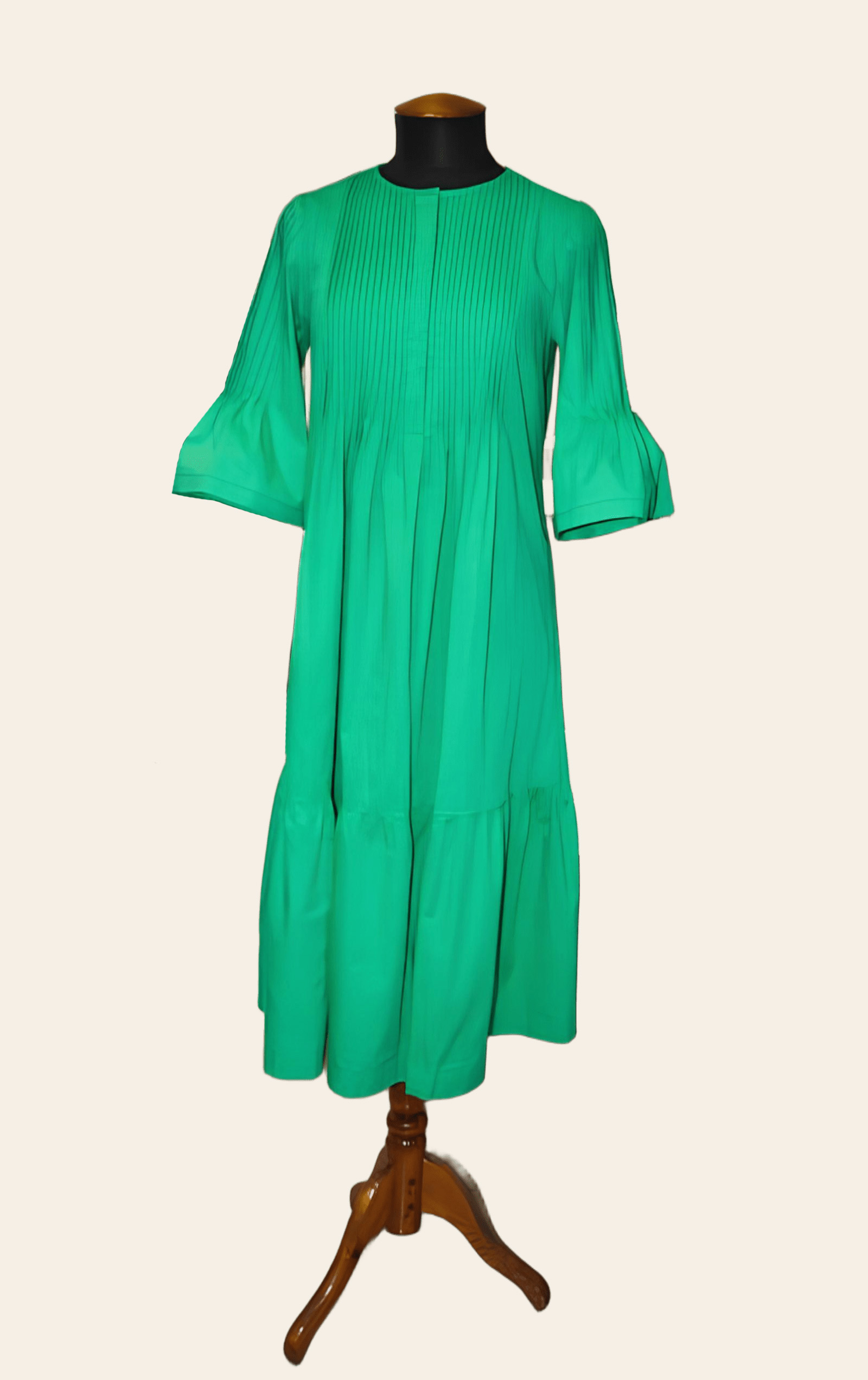 Платье зеленое